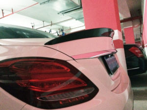 W205 Carbon FiberSpoiler (J Style) - SEDAN ONLY