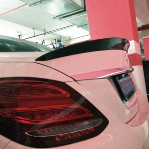 W205 Carbon FiberSpoiler (J Style) - SEDAN ONLY